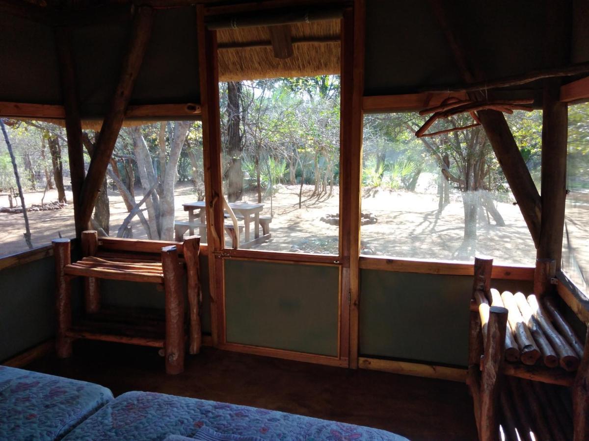 Nthakeni Bush & River Camp Pafuri Gate Exterior foto
